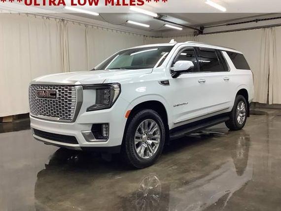 GMC YUKON XL 2022 1GKS2JKL5NR179210 image